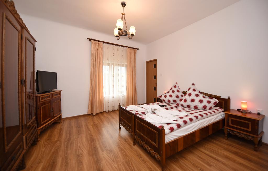 מלון Haţeg Casa Para מראה חיצוני תמונה